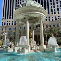File:Temple Pool, Caesars Palace, Las Vegas (7700698486).jpg - Wikimedia  Commons