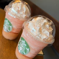Photo taken at Starbucks by あずまっくす。 on 7/13/2022