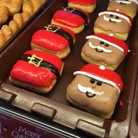 Photo taken at Mister Donut by ベニート ニ. on 12/12/2019