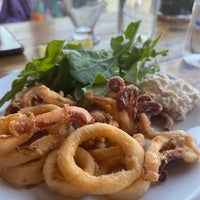 Photo taken at Cennetköy Beach Restaurant by Vahide🎒🕶👣🐿🌿🌍🎨🎼🎧 U. on 7/11/2023