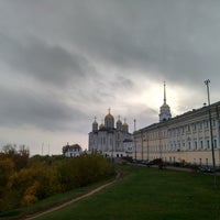 Photo taken at Смотровая площадка у Дмитриевского собора by Ivan T. on 10/16/2018