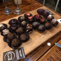 11/18/2018 tarihinde Peter A.ziyaretçi tarafından Eclipse Chocolate Bar &amp; Bistro'de çekilen fotoğraf