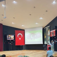 Photo taken at Buca Işılay Saygın Güzel Sanatlar Lisesi by NrCn on 7/15/2021