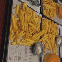 Foto tomada en Nevada Burger  por Rame F. el 9/22/2023