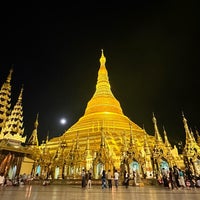 Photo taken at Shwedagon Pagoda by ~Caballeros.Societies~ on 6/3/2023