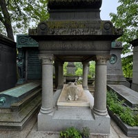 Photo taken at Montmartre Cemetery by Joe H. on 5/9/2024