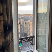 รูปภาพถ่ายที่ Hôtel Splendid Étoile โดย Rayan เมื่อ 6/7/2022
