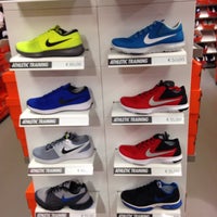 Nike Store 1 tip