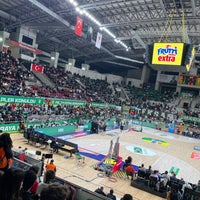 Foto diambil di Tofaş Spor Salonu oleh Hbb pada 12/28/2022
