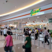 Giant HyperFresh - Supermarket in 