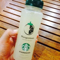 Photo taken at Starbucks by orenGie on 12/6/2014