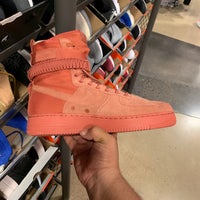 Nike Factory Store - 5 tips from 981 
