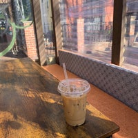 Foto tirada no(a) The Lazy Llama Coffee Bar por Katerina V. em 12/9/2022