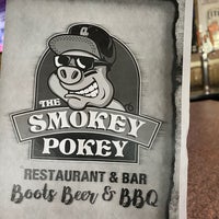 Foto scattata a Smokey Pokey BBQ da Kyle M. il 7/17/2020