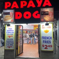 Photo taken at Papaya Dog by Festou on 11/8/2022