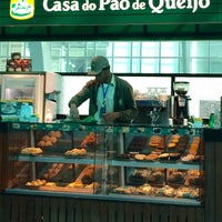 Photo taken at Casa do Pão de Queijo by Festou on 7/29/2017