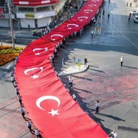 รูปภาพถ่ายที่ Kuaför Erdem Tekelioğlu โดย Funda Ç. เมื่อ 9/9/2020