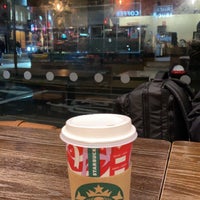 Photo taken at Starbucks by Hatem 🇬🇧🇸🇦 on 11/19/2021