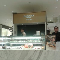 Review Godiva Chocolatier