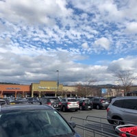 Photo taken at Issaquah Commons by PoP O. on 3/17/2018