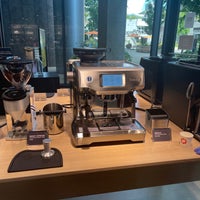 Foto tirada no(a) Seattle Coffee Gear por PoP O. em 5/29/2021
