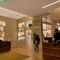 Louis Vuitton Seattle (Now Closed) - Leather Goods Store in Seattle Central  Business District