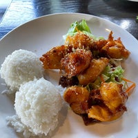 Photo taken at Sukhothai Restaurant by PoP O. on 7/10/2022