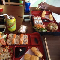 Photo taken at Sushi Tako Oishi by Gerrys L. on 8/6/2015