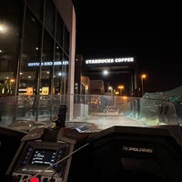 Foto tirada no(a) Starbucks por A H em 10/7/2023