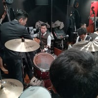 Photo taken at SOUND STUDIO NOAH 渋谷1号店 by T K. on 1/14/2019