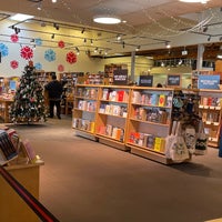Photo taken at Powell&amp;#39;s Books by Paula S. on 12/15/2022