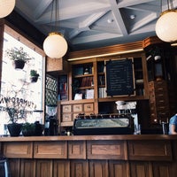 Photo taken at Stumptown Coffee Roasters by Katy W. on 7/17/2015