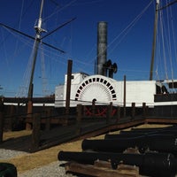Foto tirada no(a) National Civil War Naval Museum por Jim H. em 11/9/2012