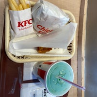 Photo taken at KFC by しいたけの煮物屋さん on 2/2/2020