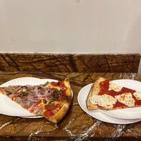8/7/2023 tarihinde Ahmed A.ziyaretçi tarafından Joe&amp;#39;s Pizza'de çekilen fotoğraf