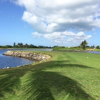 Photo taken at The Ritz-Carlton Golf Club, Grand Cayman by Agnes S. on 5/25/2014