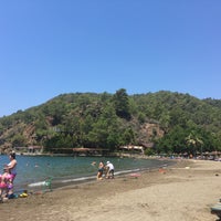 Photo taken at The Bay Beach Club by Yeşim Ö. on 7/8/2016