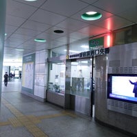 Photo taken at 新宿駅西口交番 by 枝郎 on 2/20/2022