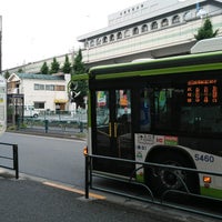 Photo taken at 大東文化大学バス停 by 枝郎 on 7/29/2021