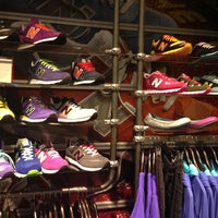 new balance store 3rd ave