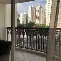 Foto tirada no(a) Marriott Executive Apartments Sao Paulo por Edgardo em 8/25/2017