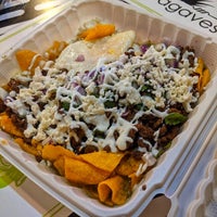 10/13/2021 tarihinde Lucyanziyaretçi tarafından Los Agaves Mexican Street Food'de çekilen fotoğraf