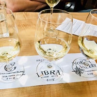 Photo taken at Oregon Wines On Broadway by Lucyan on 3/31/2018