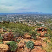 Photo taken at Camelback Mountain Summit by Lucyan on 2/18/2023