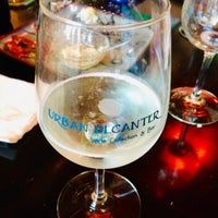Photo taken at Urban Decanter by Lucyan on 4/11/2019