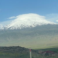 Photo taken at Ağrı Dağı by 🛩Blue&amp;amp;Green🌲 on 5/31/2023