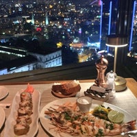 Foto diambil di Safran Restaurant  InterContinental Istanbul oleh TaRiQ_Z pada 8/18/2023