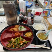 Photo taken at 餃子の王将 亀山2号店 by Ｔ ト. on 9/17/2022