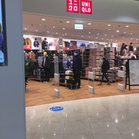 Photo taken at UNIQLO by Brilliant Z. on 12/19/2021