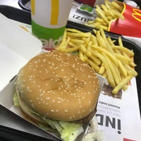 Photo taken at McDonald&amp;#39;s by Tuğba on 12/27/2019